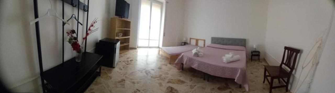 Framamired Bed & Breakfast Palermo Bagian luar foto