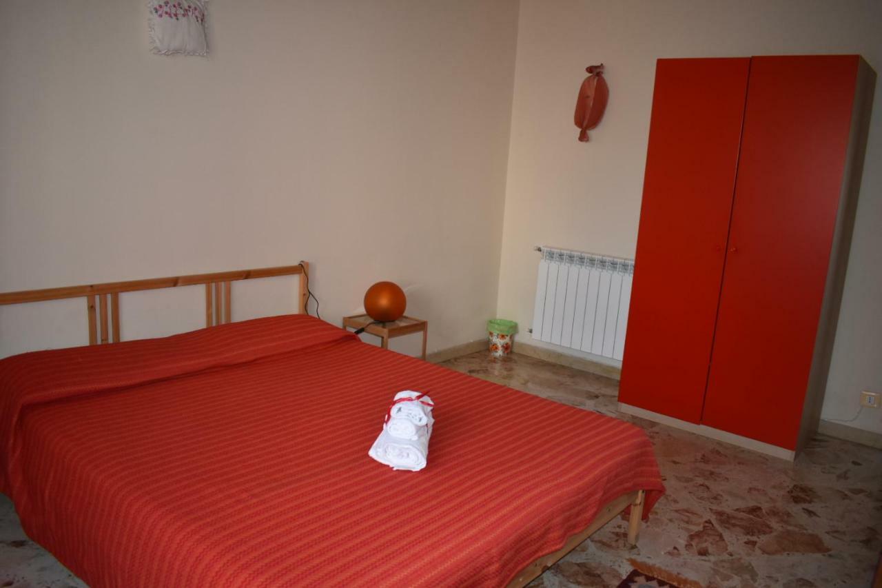 Framamired Bed & Breakfast Palermo Bagian luar foto