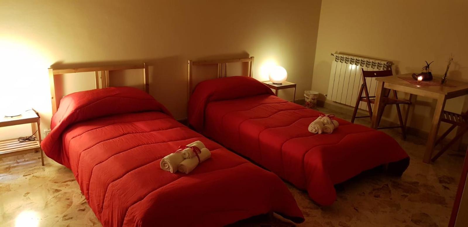 Framamired Bed & Breakfast Palermo Bagian luar foto