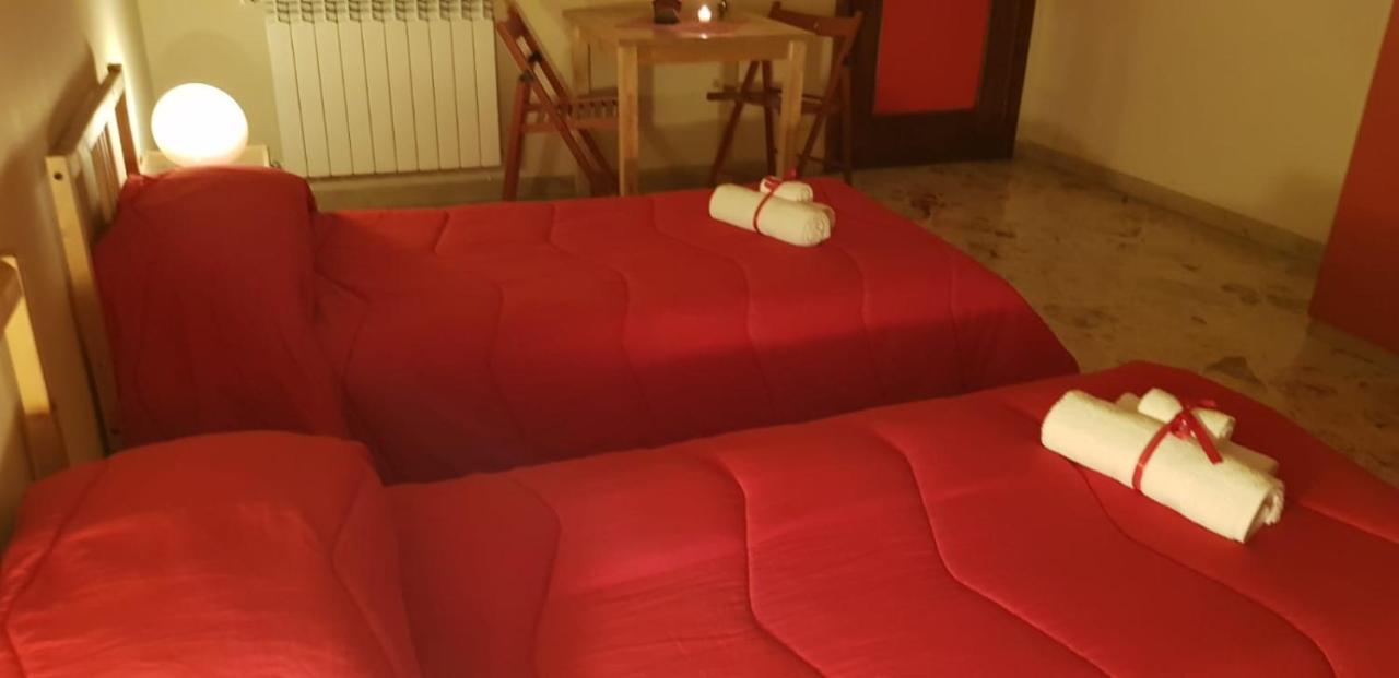 Framamired Bed & Breakfast Palermo Bagian luar foto